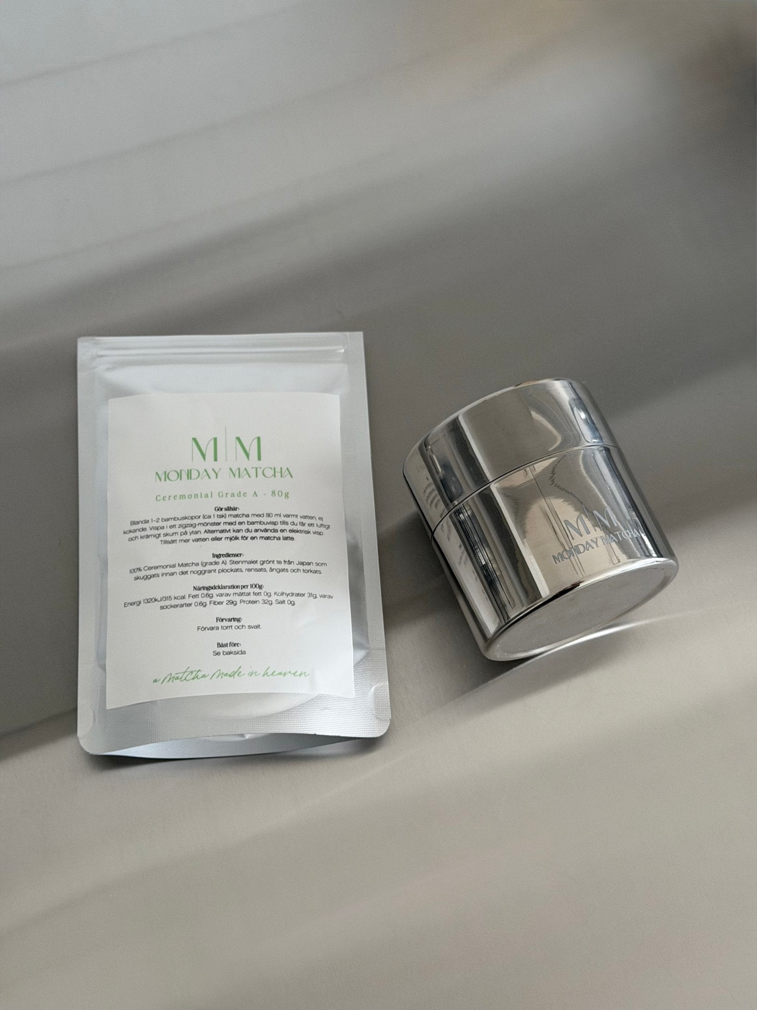 The Ritual (80g Matcha + Tin) | Ceremonial Grade A Matcha från Japan – Monday Matcha
